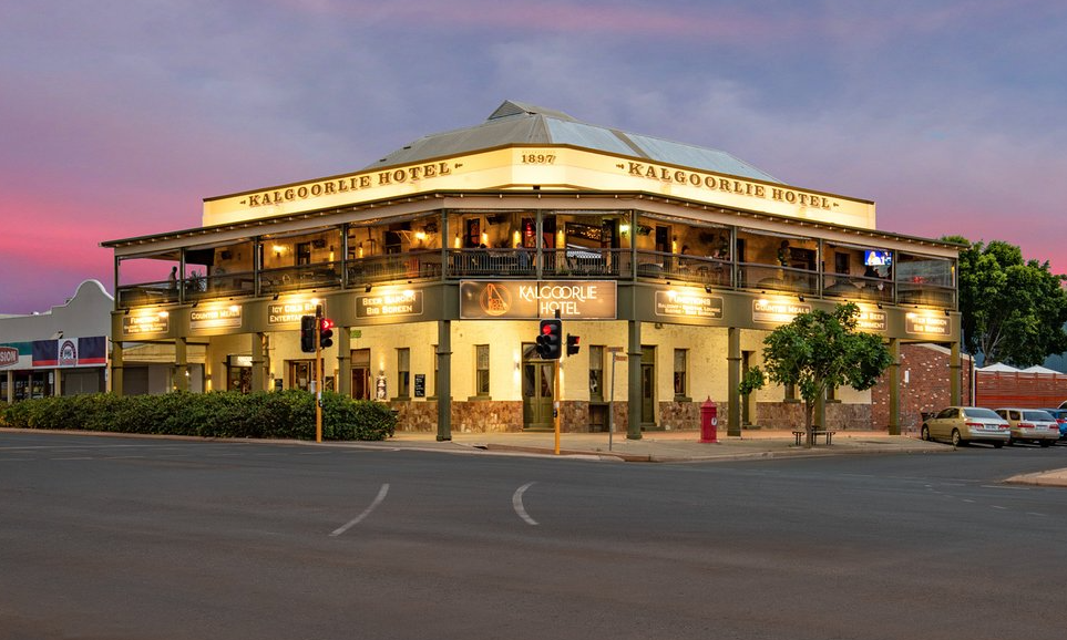 Kalgoorlie Sundowner